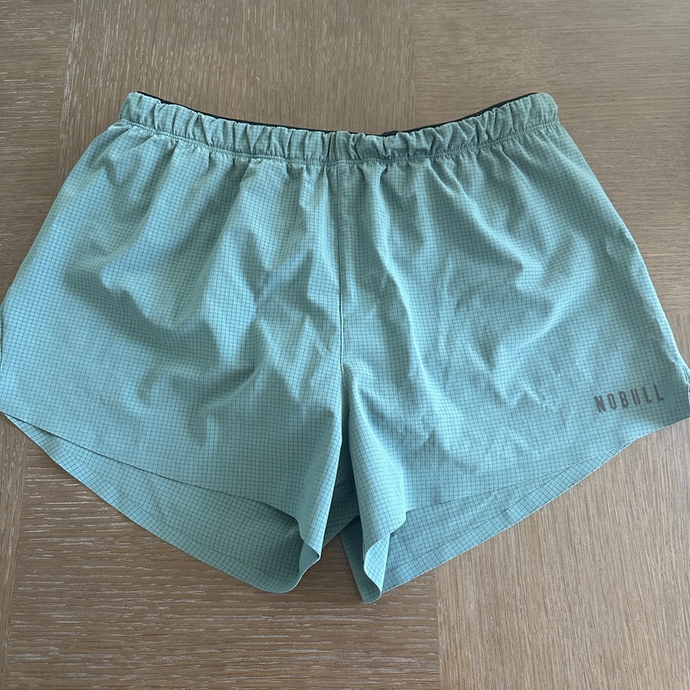 Nobull workout shorts Size Small